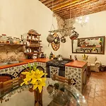 Antigua Casa De Musica