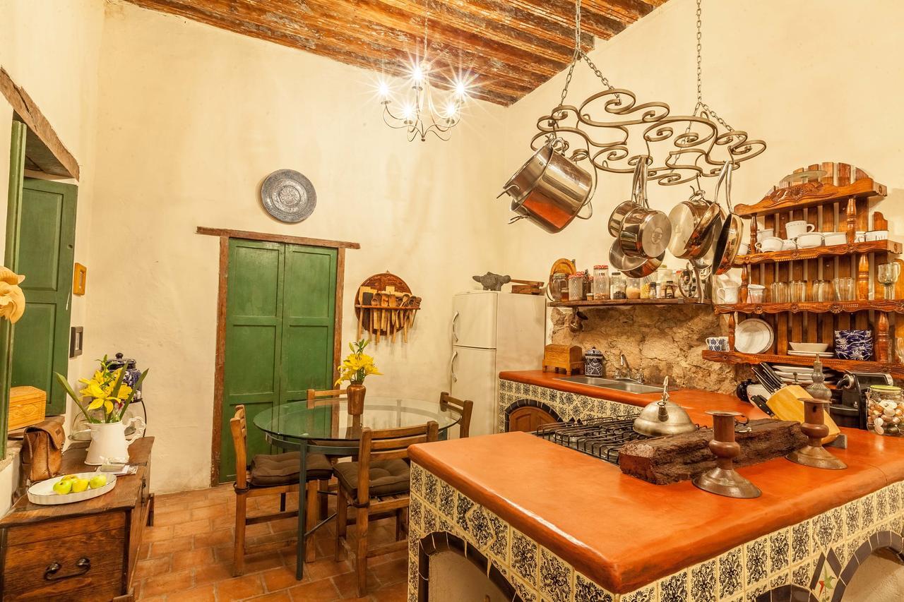 Antigua Casa De Musica Inn 3*